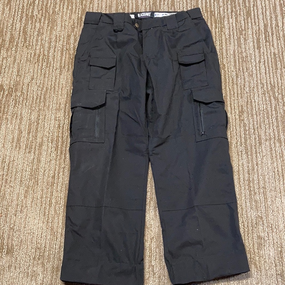 Women’s Blackhawk light weight pants